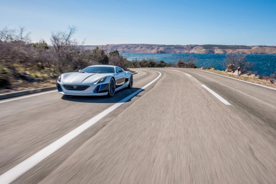  Rimac Concept_One 2017 года  (фото 5 из 35)